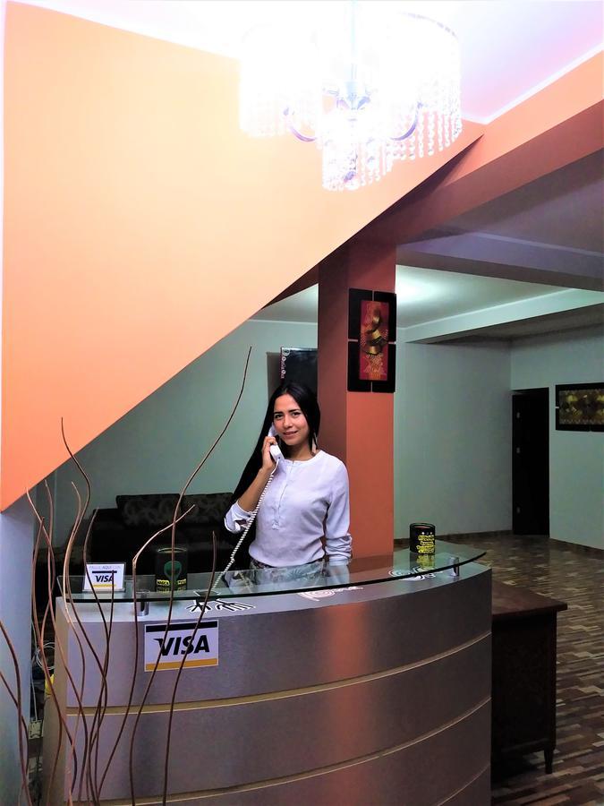 Hostal Rodinn Gobernadora Ngoại thất bức ảnh