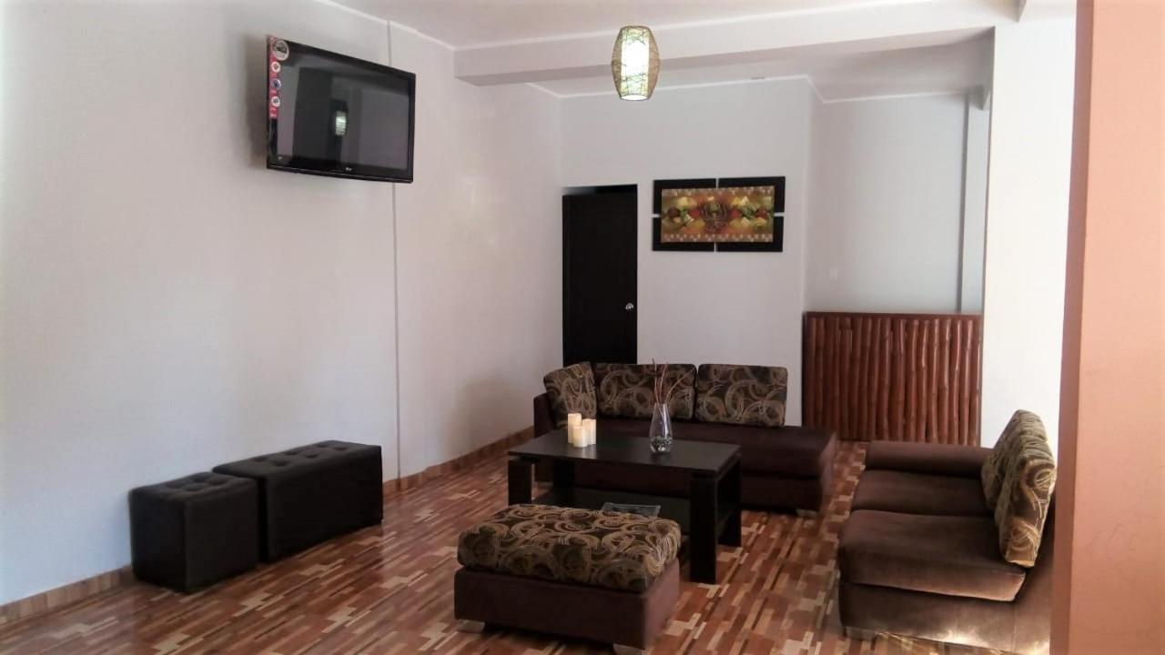 Hostal Rodinn Gobernadora Ngoại thất bức ảnh